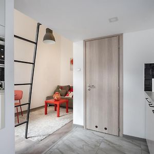 Cozy Home Studio